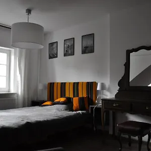 Cichy Na Nowym Swiecie Varsavia